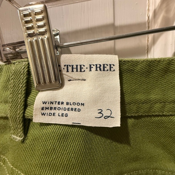 Free People We The Free Summer Bloom embroidered Jeans 
Size 32 - Picture 4 of 15